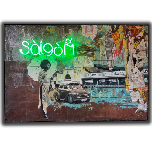 [SOLD] ASIAN VINTAGE -01GREENTechnique: Oil painting on rusty corrugated iron sheets (collected from construction sites in Vietnam) illuminated by a neon glass light.- Dimensions: 100x67x4cmYear: 2022